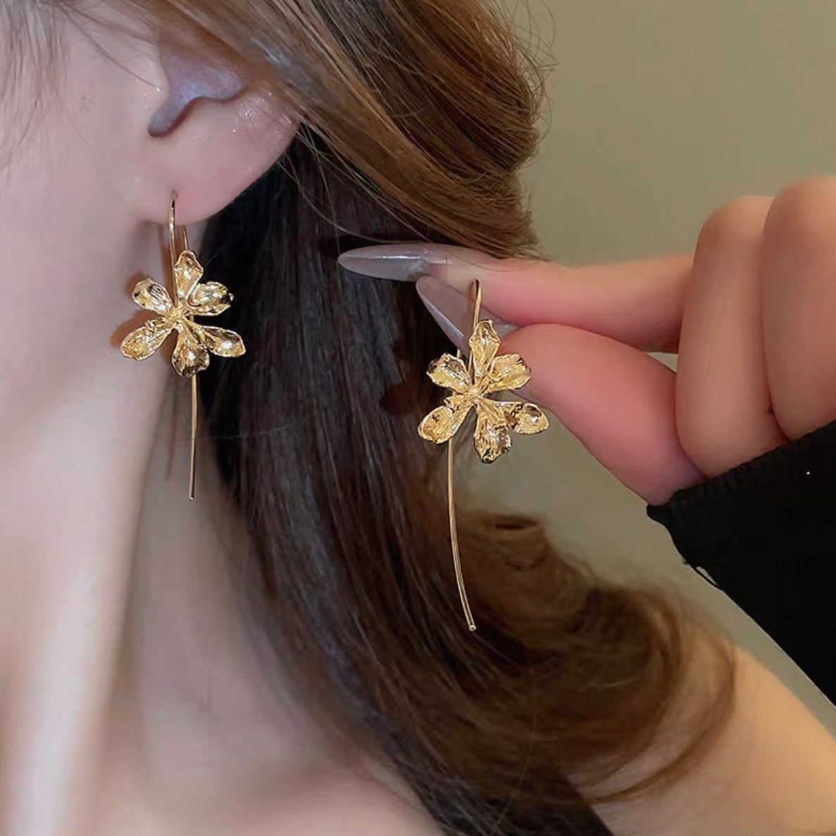 metal flower line pierce