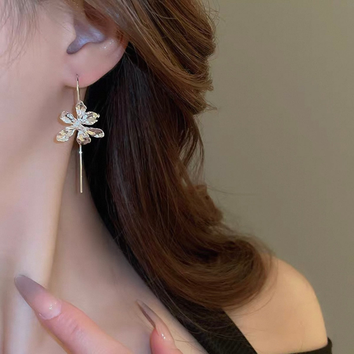 metal flower line pierce